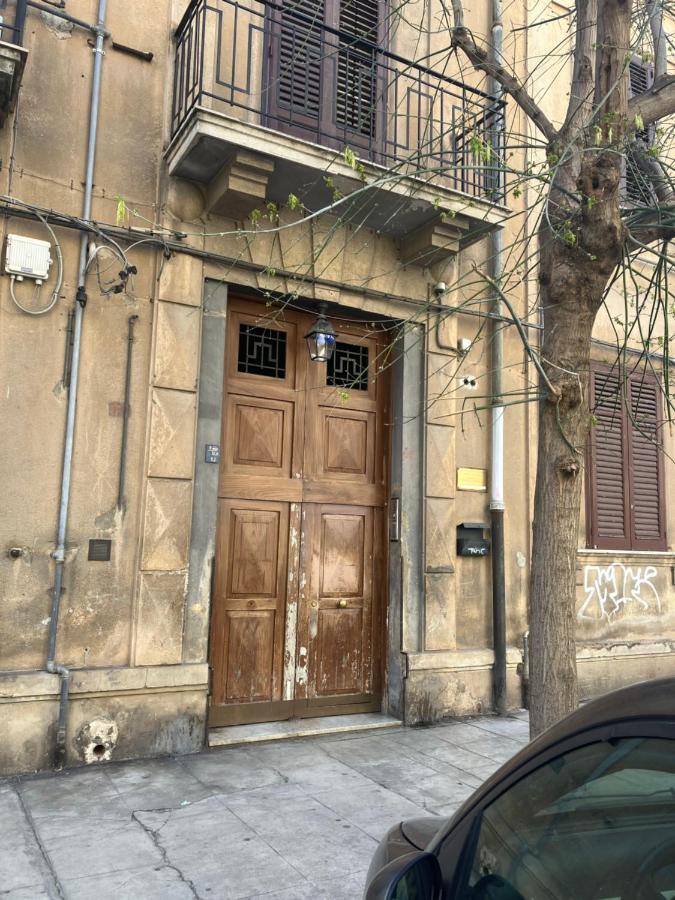 Ferienwohnung A Casa Da Carlo Palermo Exterior foto